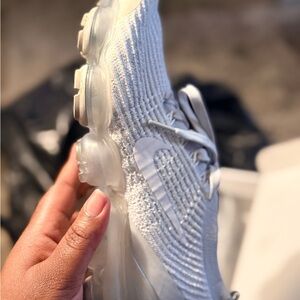 Nike Women's Vapormax Flyknit 3 White Knit Sneakers